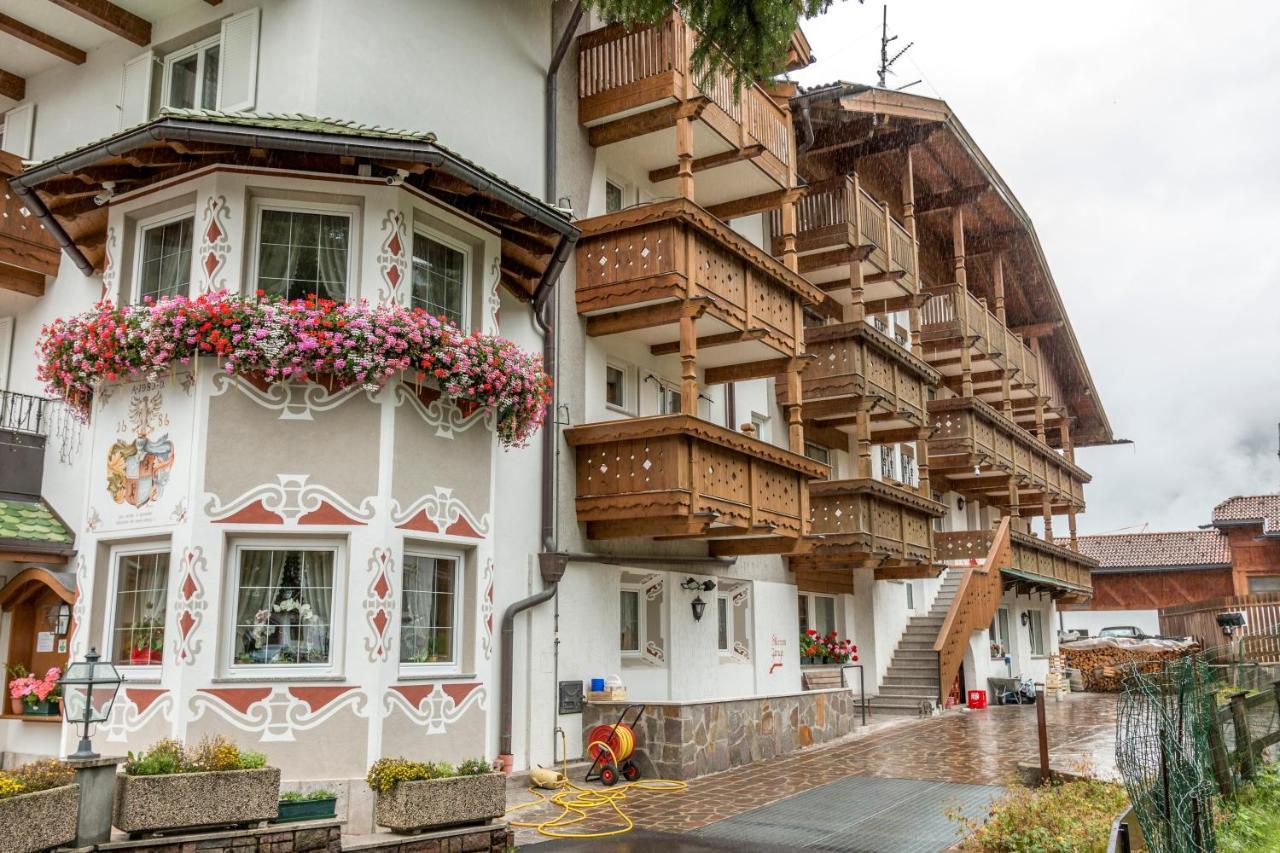 Hotel Ramon Campitello di Fassa Exterior foto